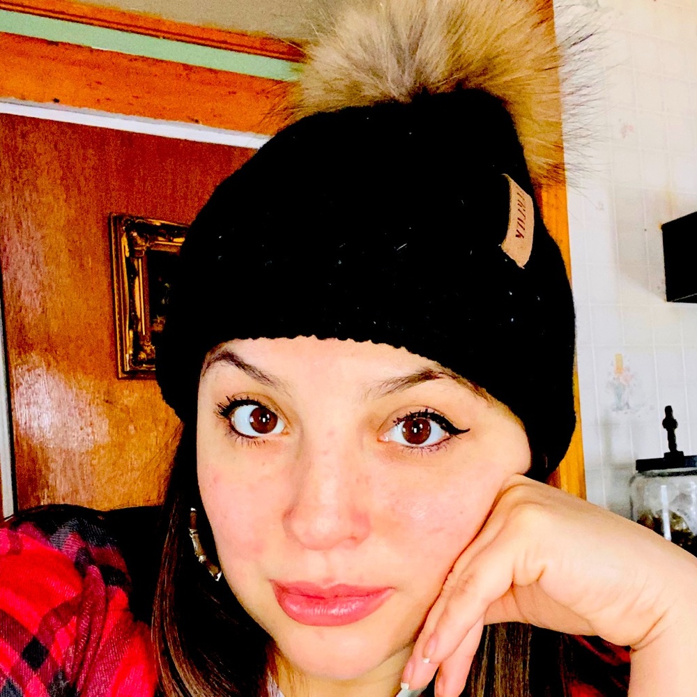 Meet your Posher, Mari